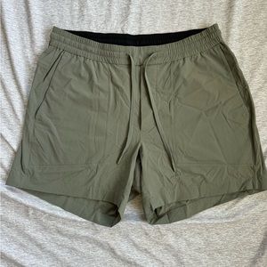 Luluemon Bowline Short
